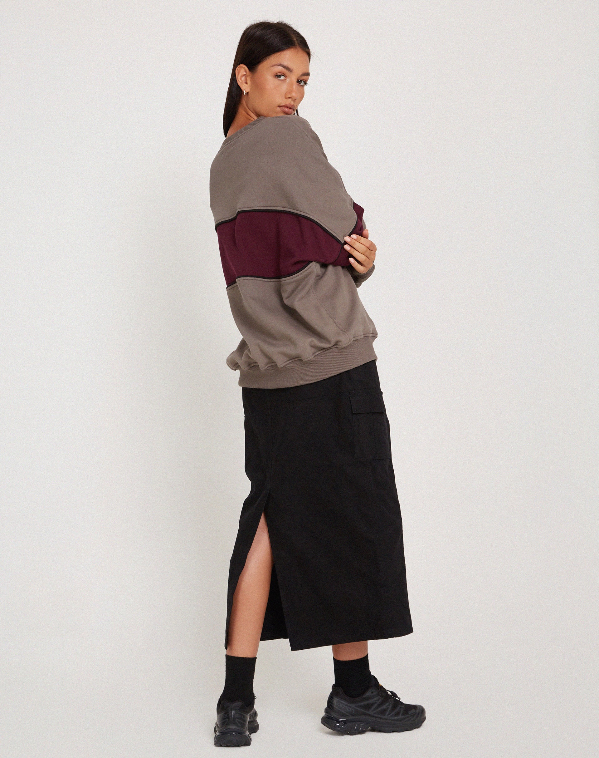 Samara Sweatshirt in Cloudburst Oxblood Black - Image 4