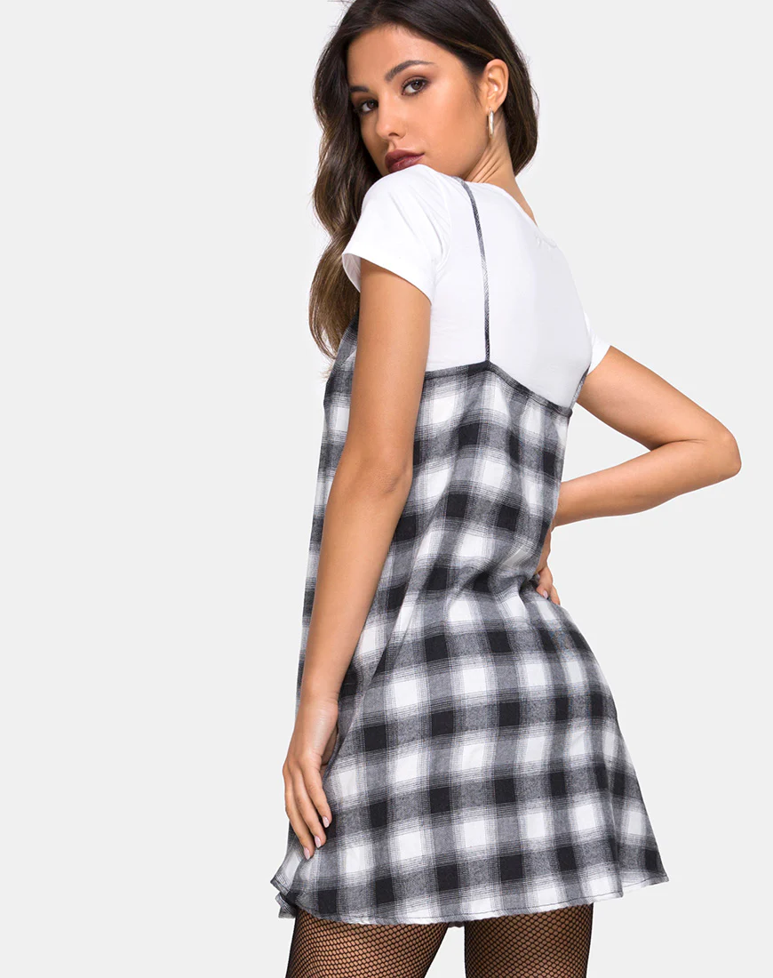 Sanna Dress in Plaid Black and White - Image 2