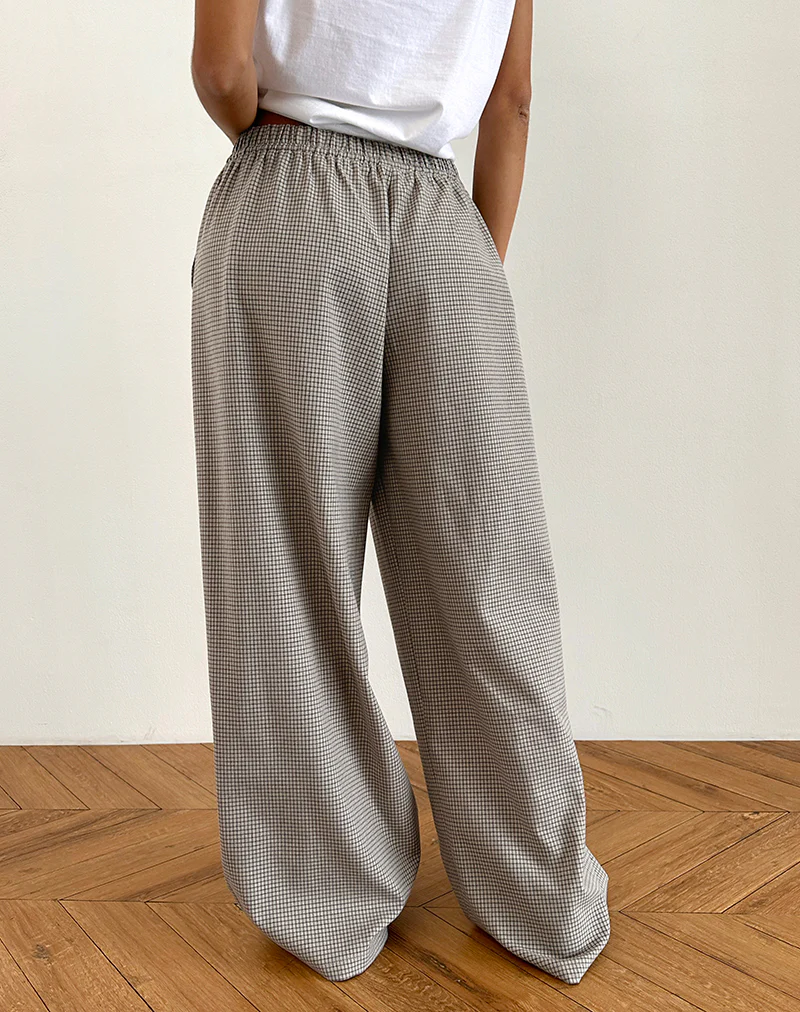 Sasari Oversized Trouser in Check Grey - Image 3
