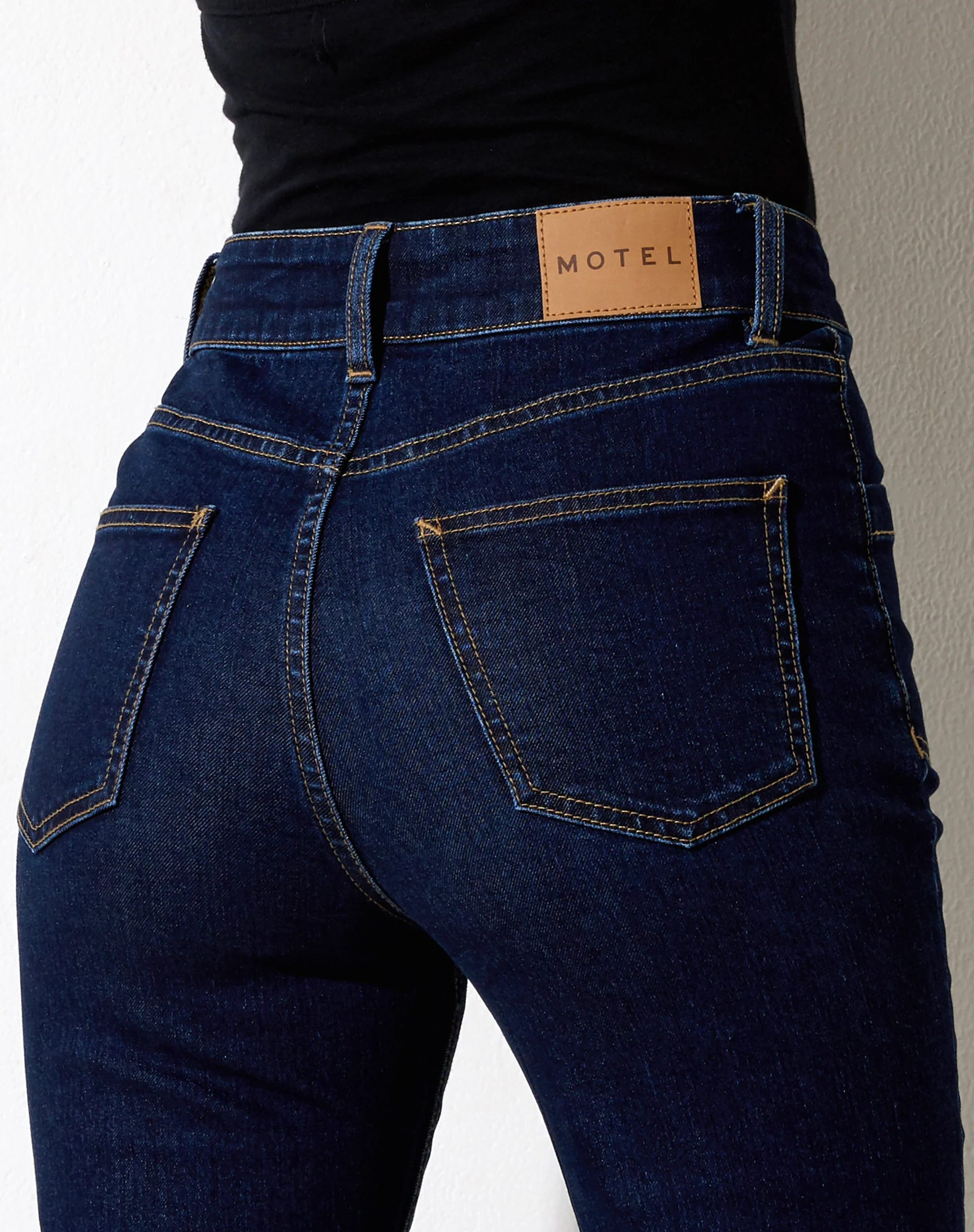 Seam Split Jeans in Indigo Blue - Image 6