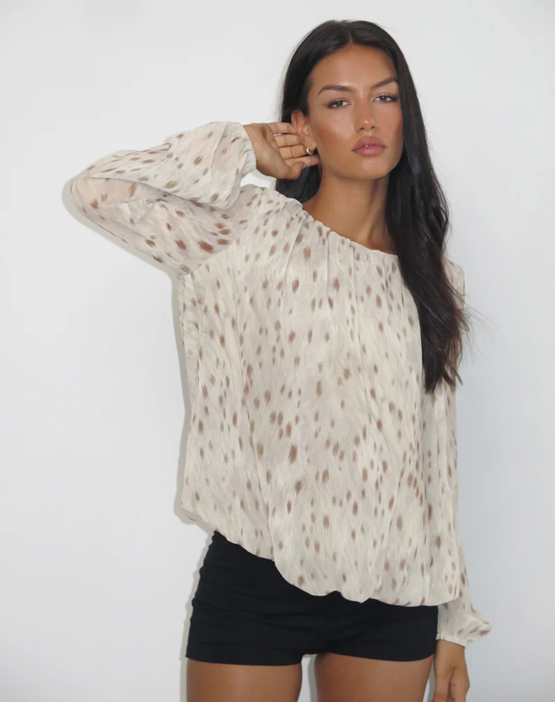 Seita Oversized Blouse in Ivory Bambi Print - Image 5
