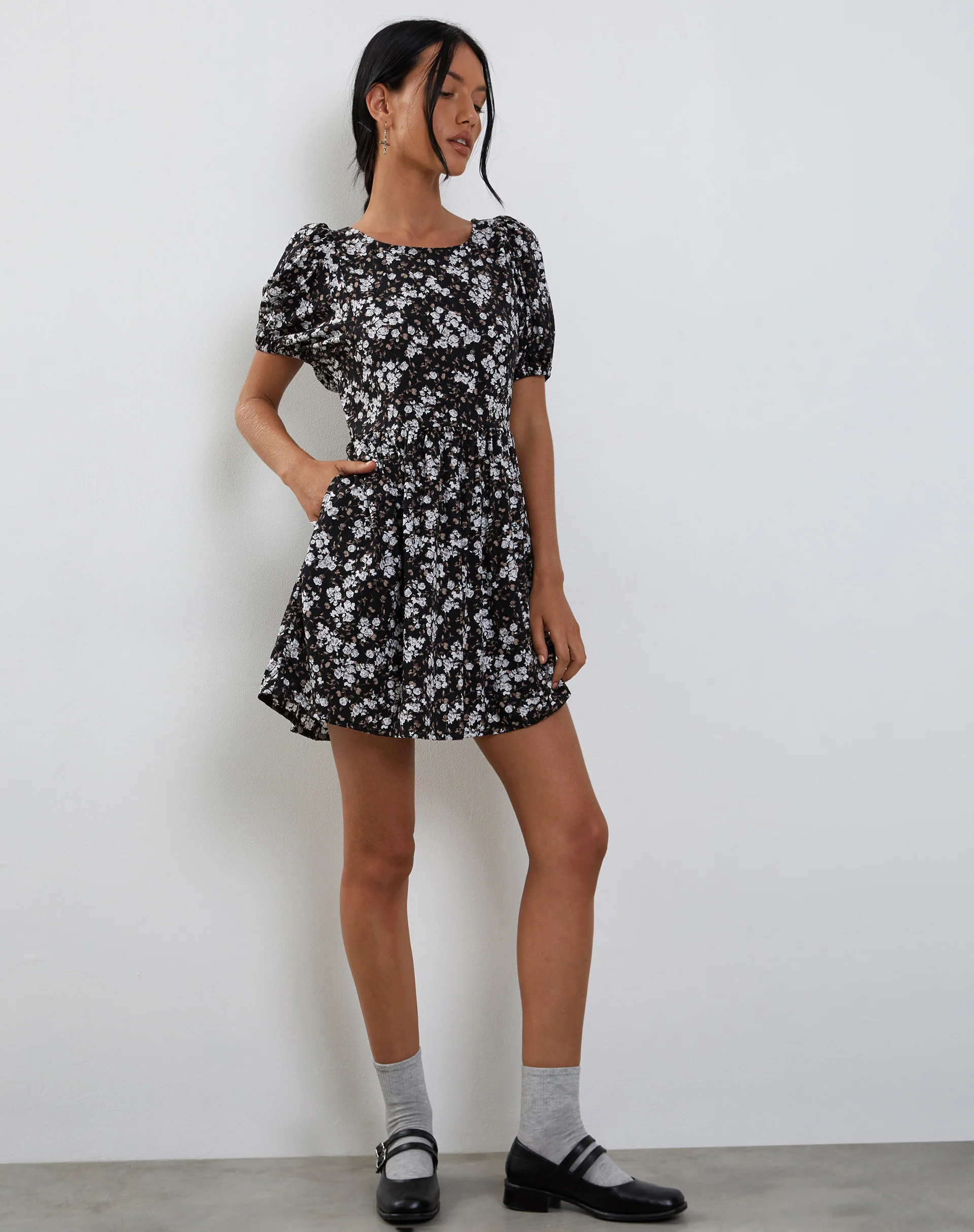 Senza Mini Dress in Dark Wild Flower - Image 4