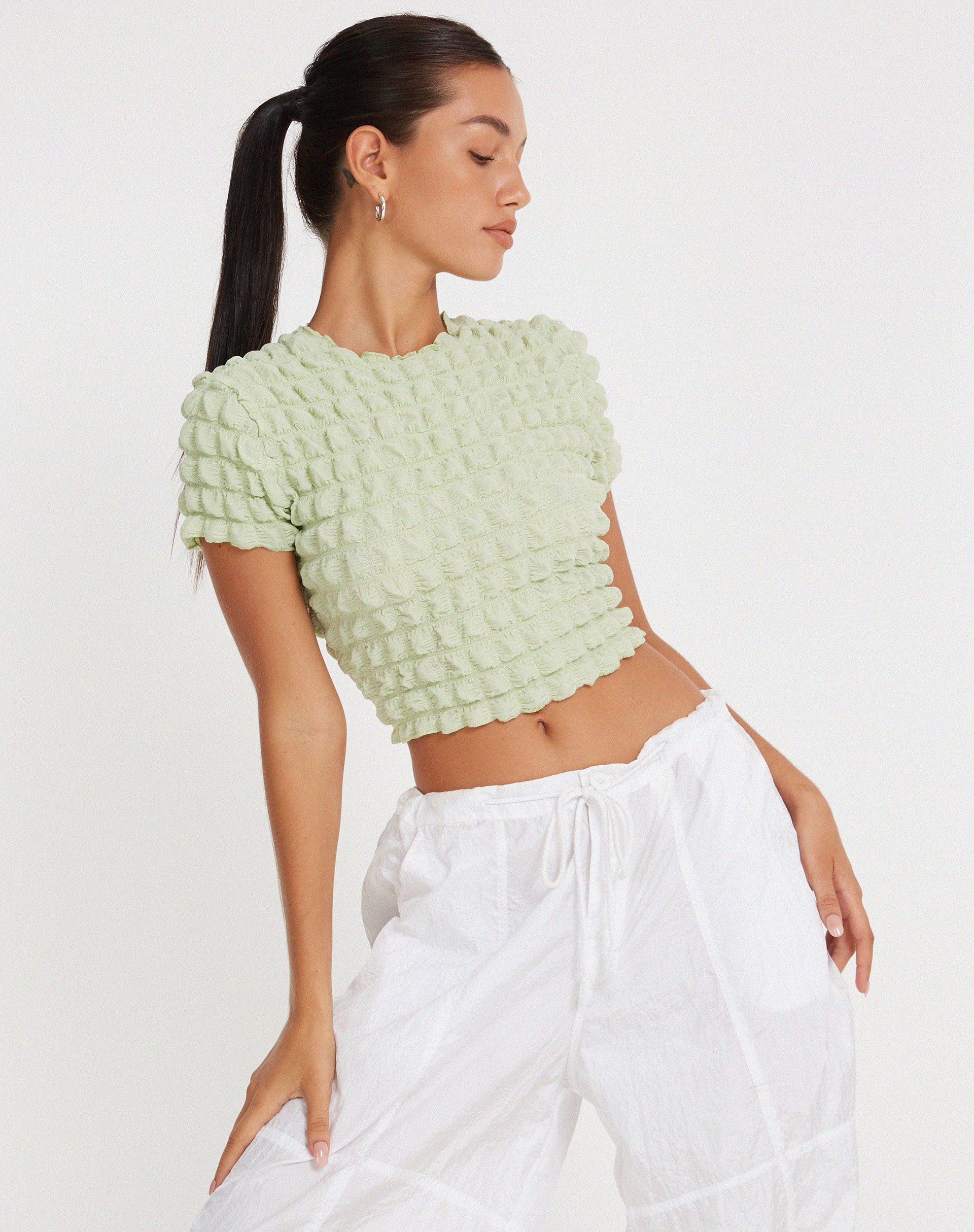 Shrunken Top in Big Bubble Jersey Pastel Lime - Image 4