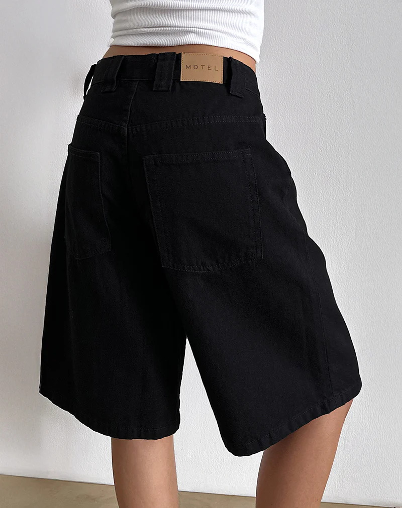 Low Rise Denim Skater Short in Rinse Black - Image 5