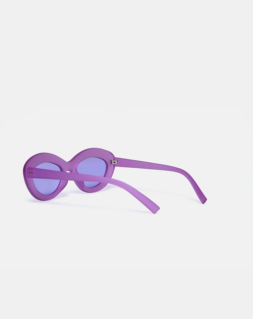 Skye Sunglasses in Pink - Image 3