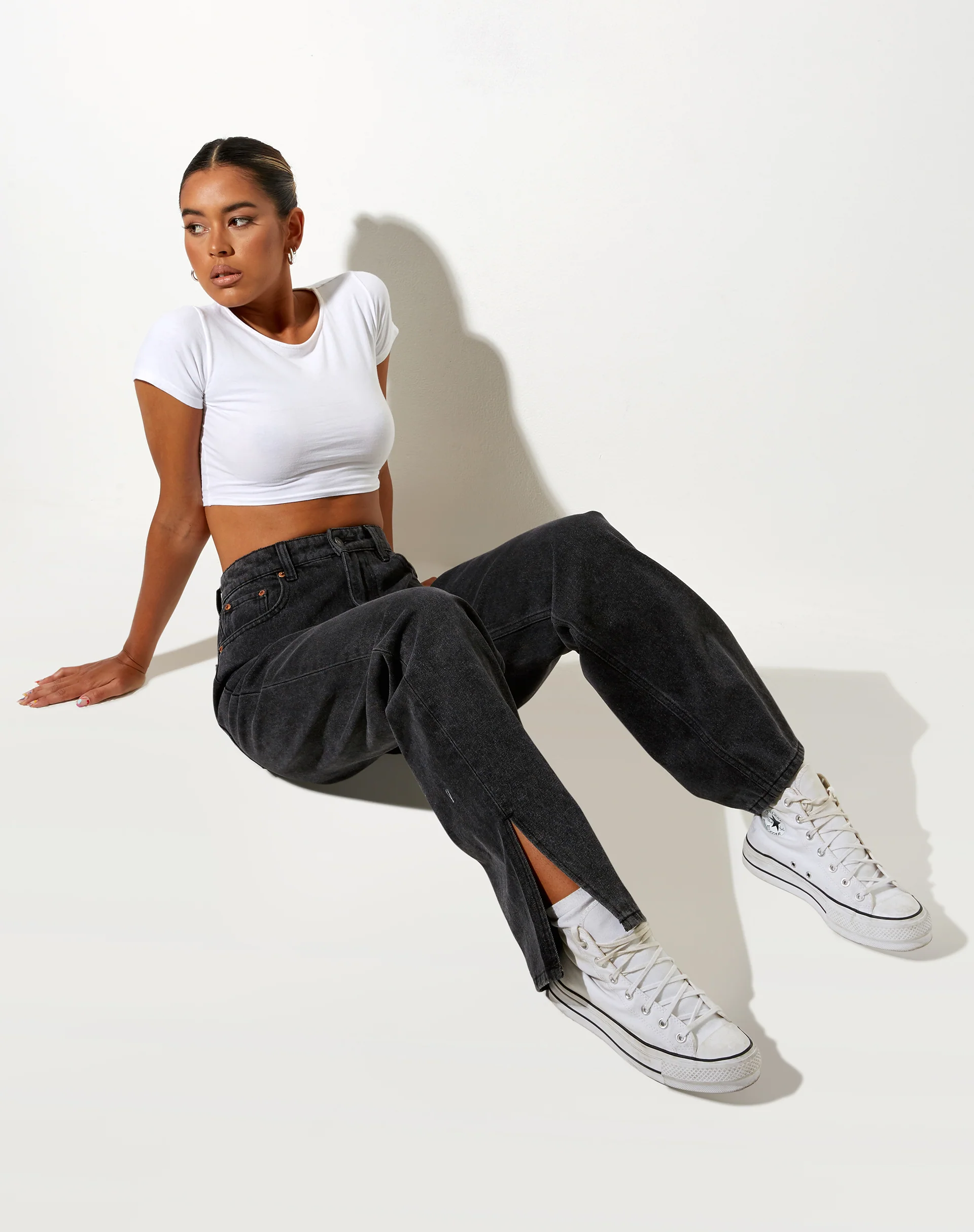 Split Parallel Jeans in Black Wash - Image 5