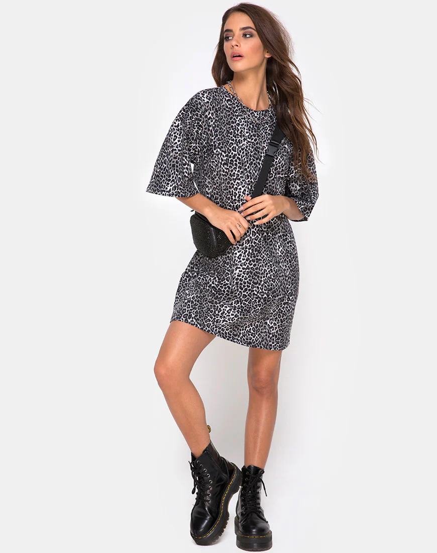 Sunny Kiss Tee in Rar Leopard Grey - Image 4
