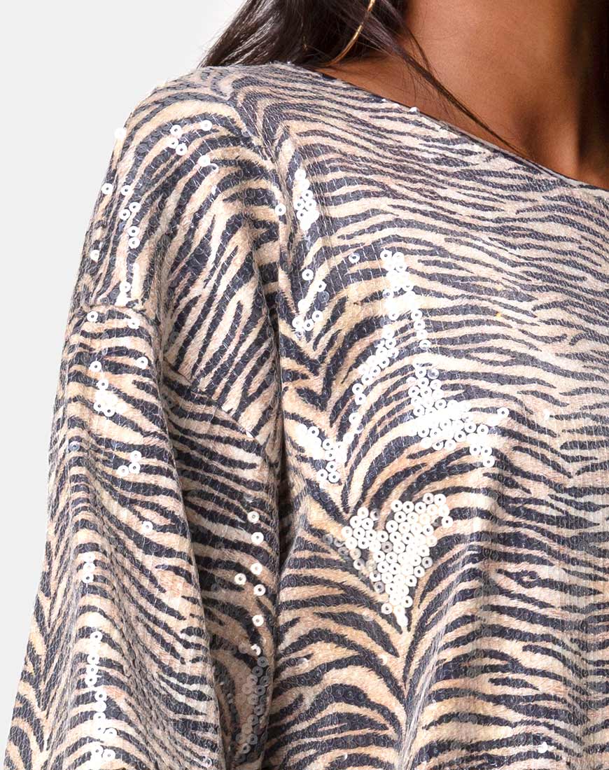 Sunny Kiss Oversize Tee in Tiger Clear Sequin - Image 5