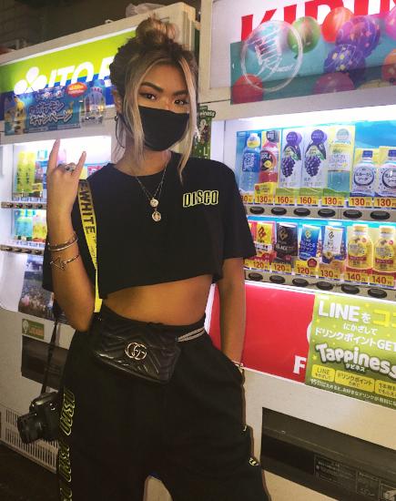 Super Cropped Black Tee in Disco Embro - Image 3