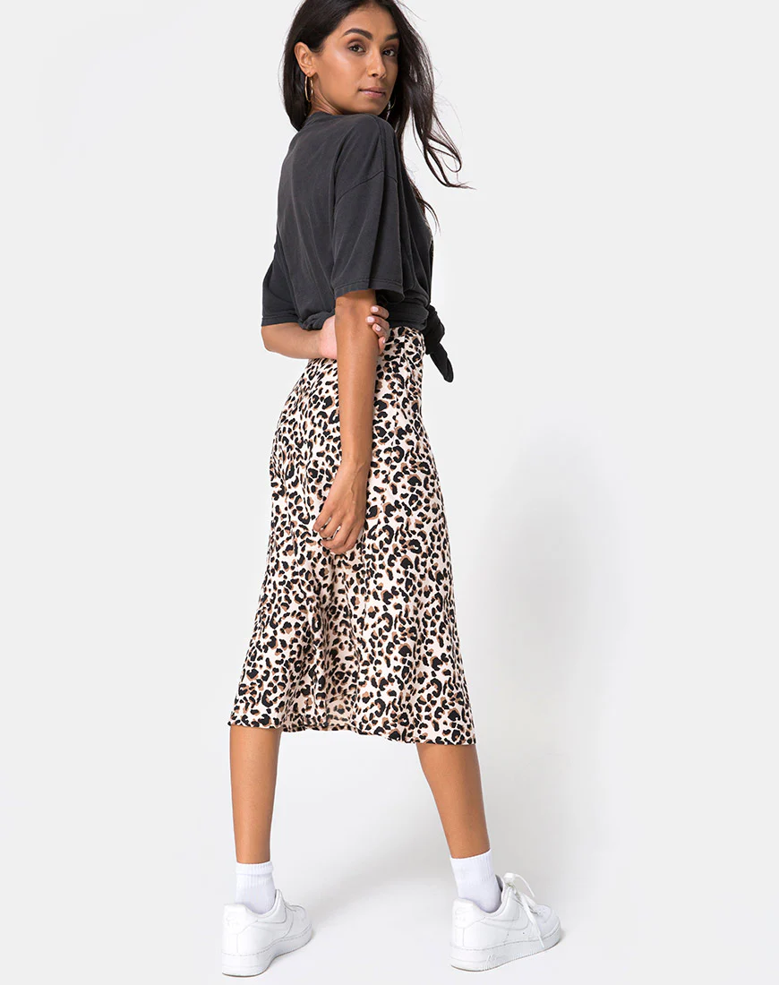 Tauri Midi Skirt in Pink Panther - Image 3