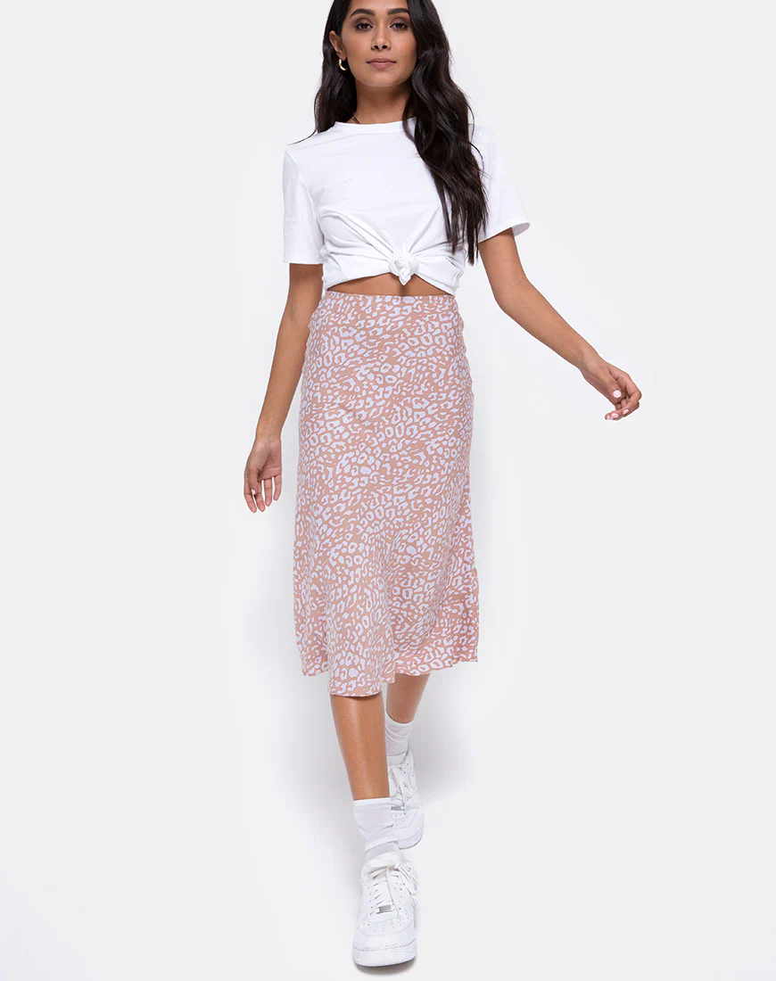 Tauri Midi Skirt in Leopard Spot - Image 3