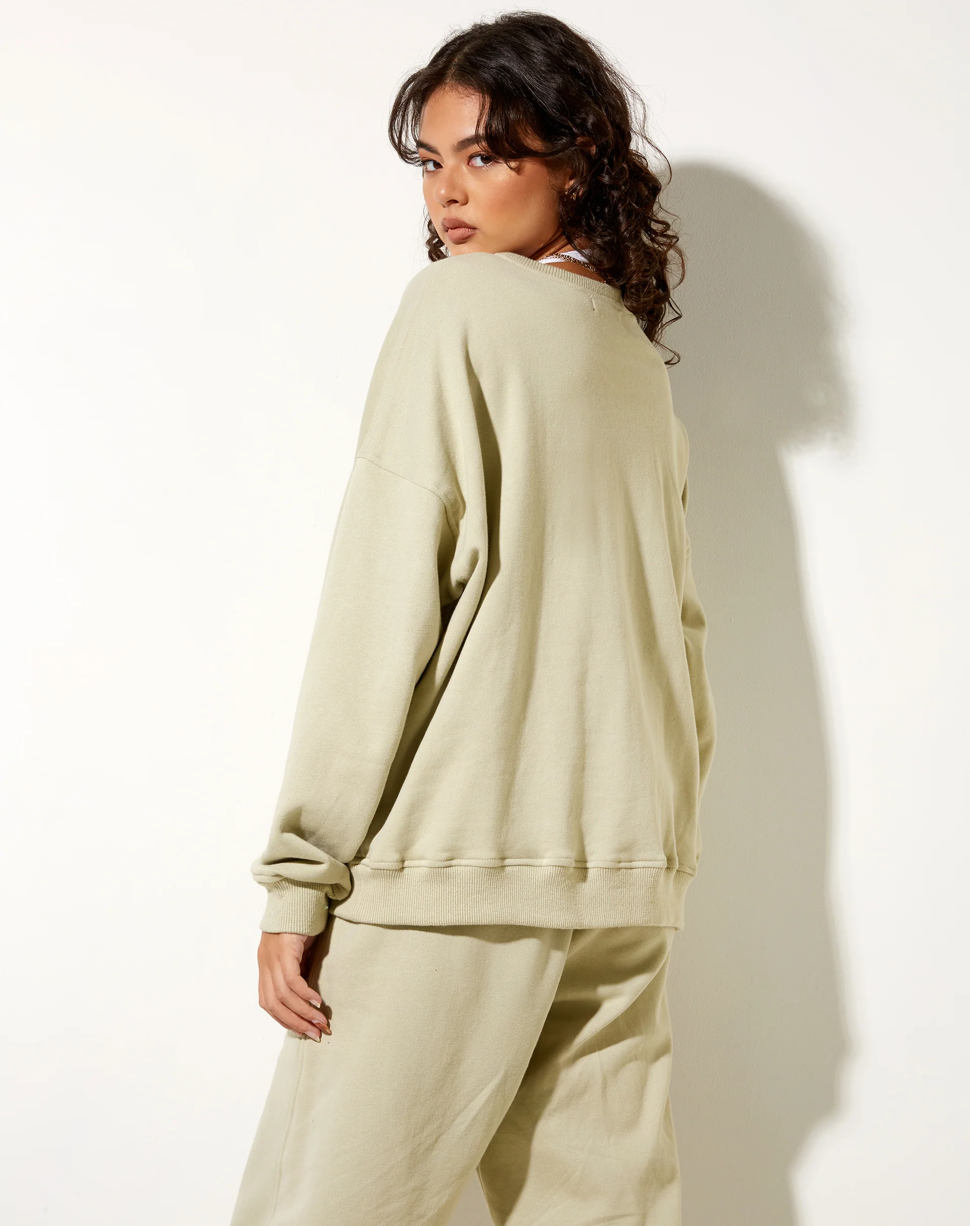 Ted Sweatshirt in Pastel Green Keepin It Casual - Image 2