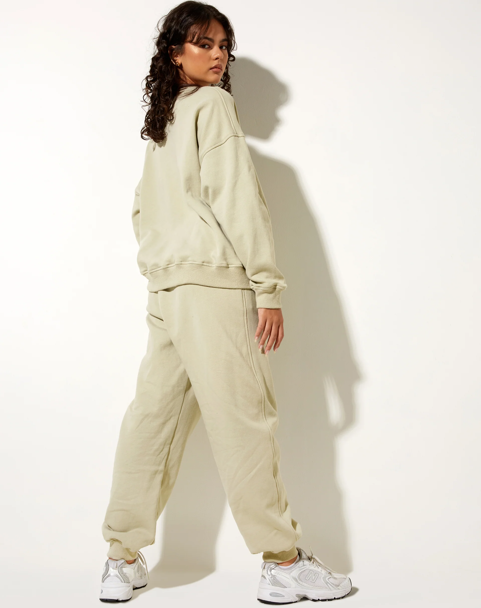 Ted Sweatshirt in Pastel Green Keepin It Casual - Image 5