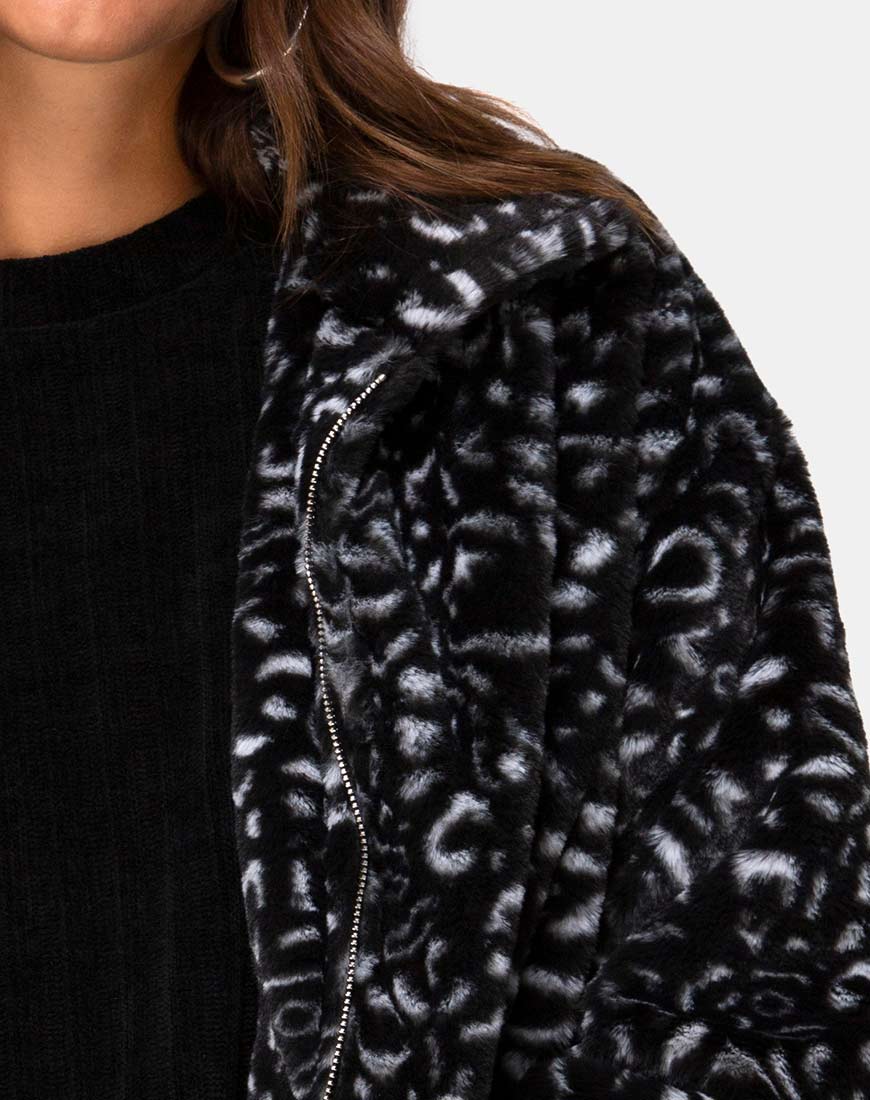 Teddy Bear Fur Coat in Black Leopard - Image 5