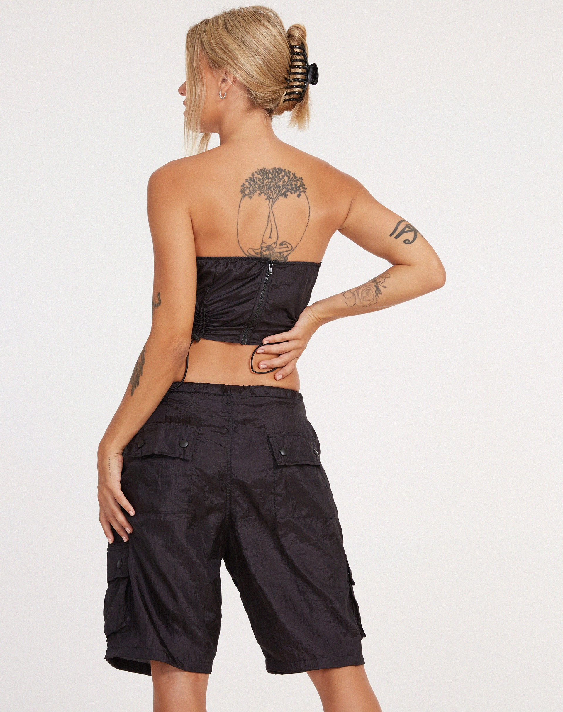 Tenchi Short in Parachute Black - Image 3