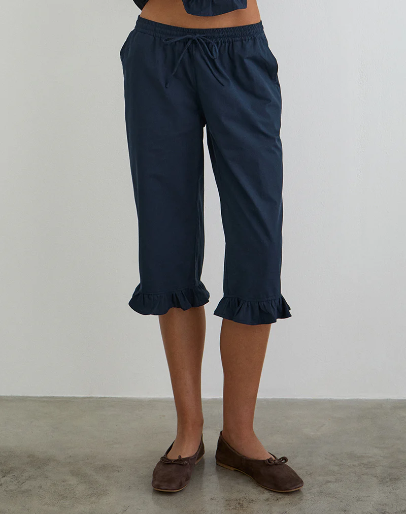 Tenison Capri Trouser in Dark Navy - Image 2