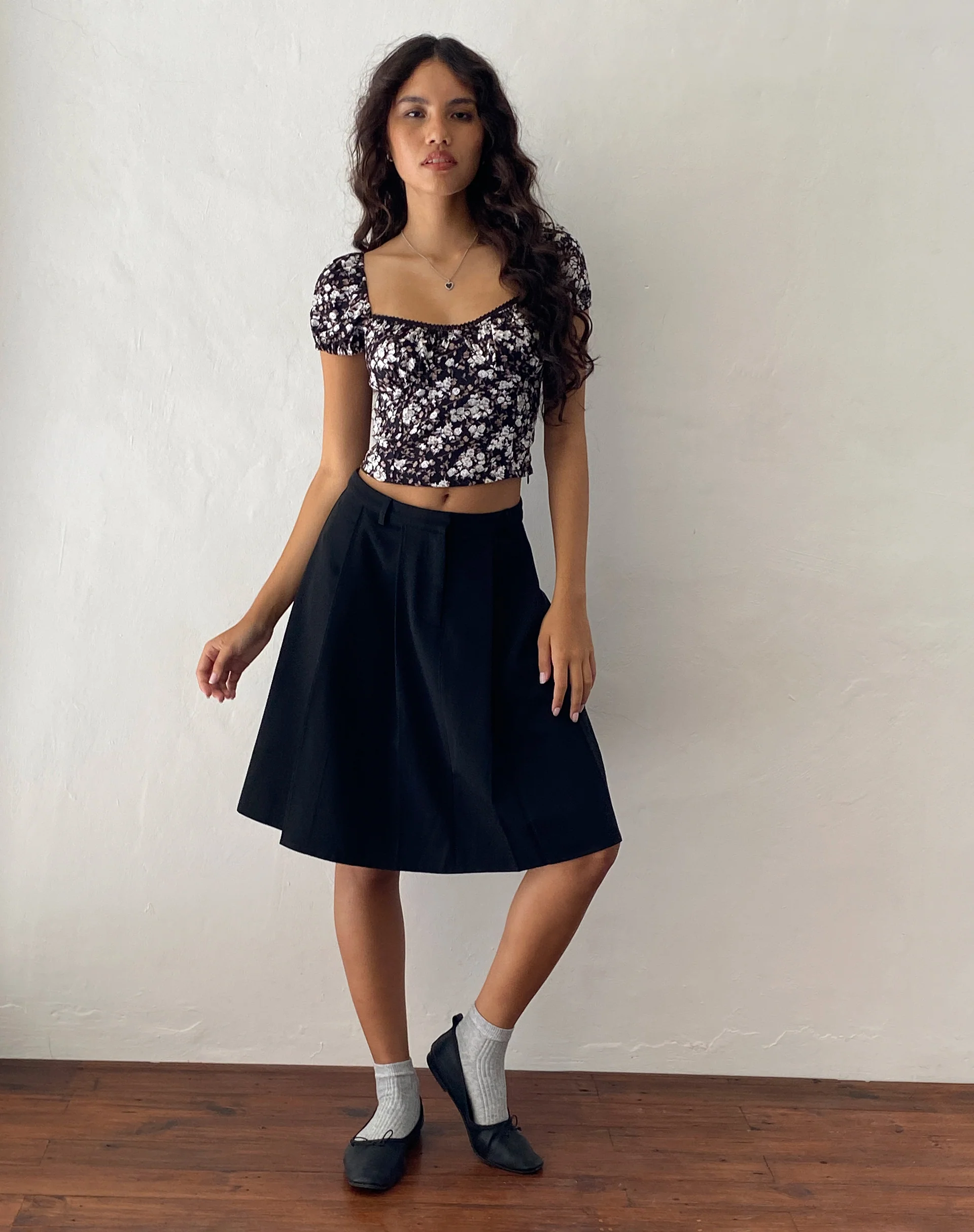 Tezu Sweetheart Top in Dark Wild Flower - Image 4