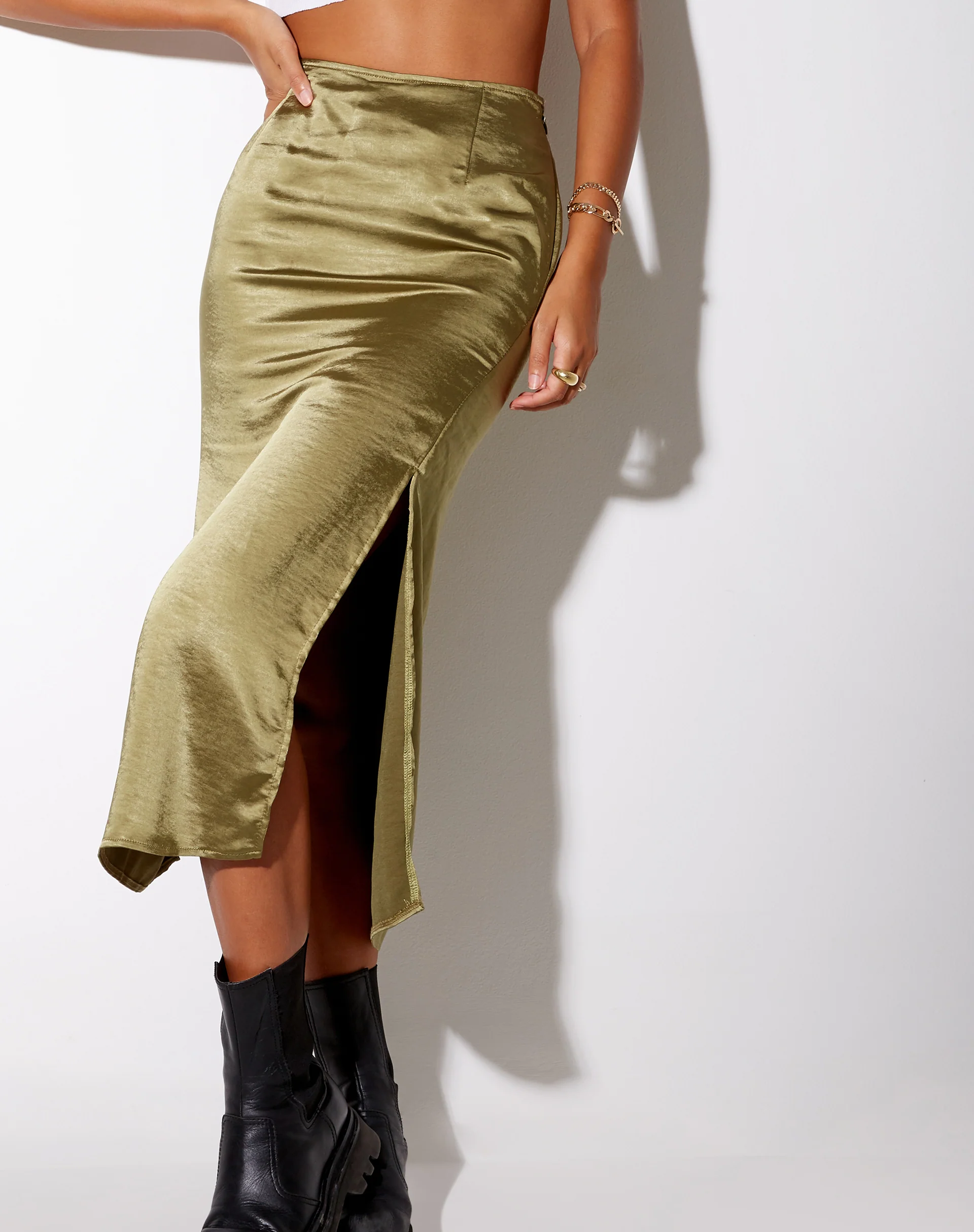 Tindra Midi Skirt in Satin Olive - Image 3