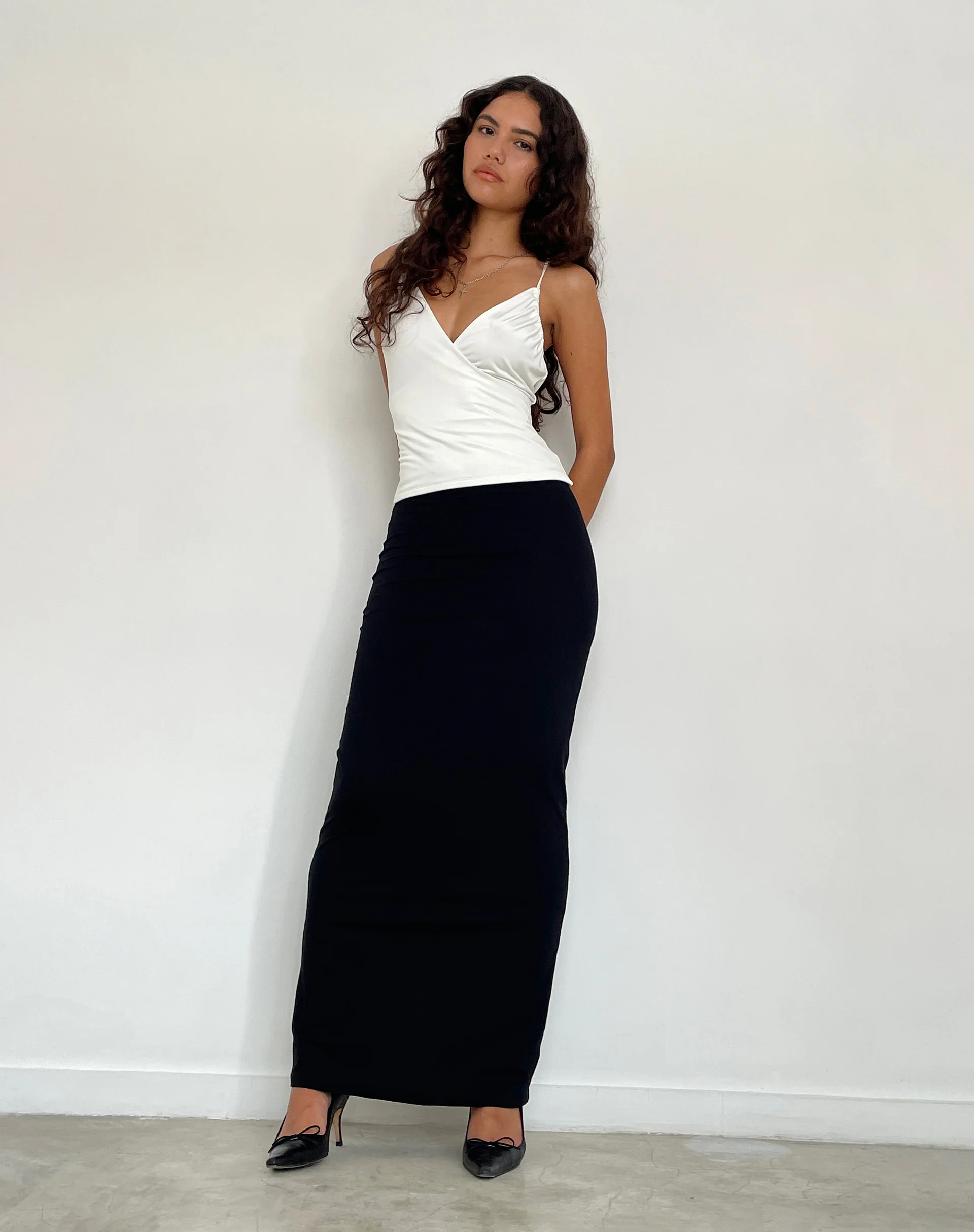 Tsuna Maxi Skirt in Black - Image 2