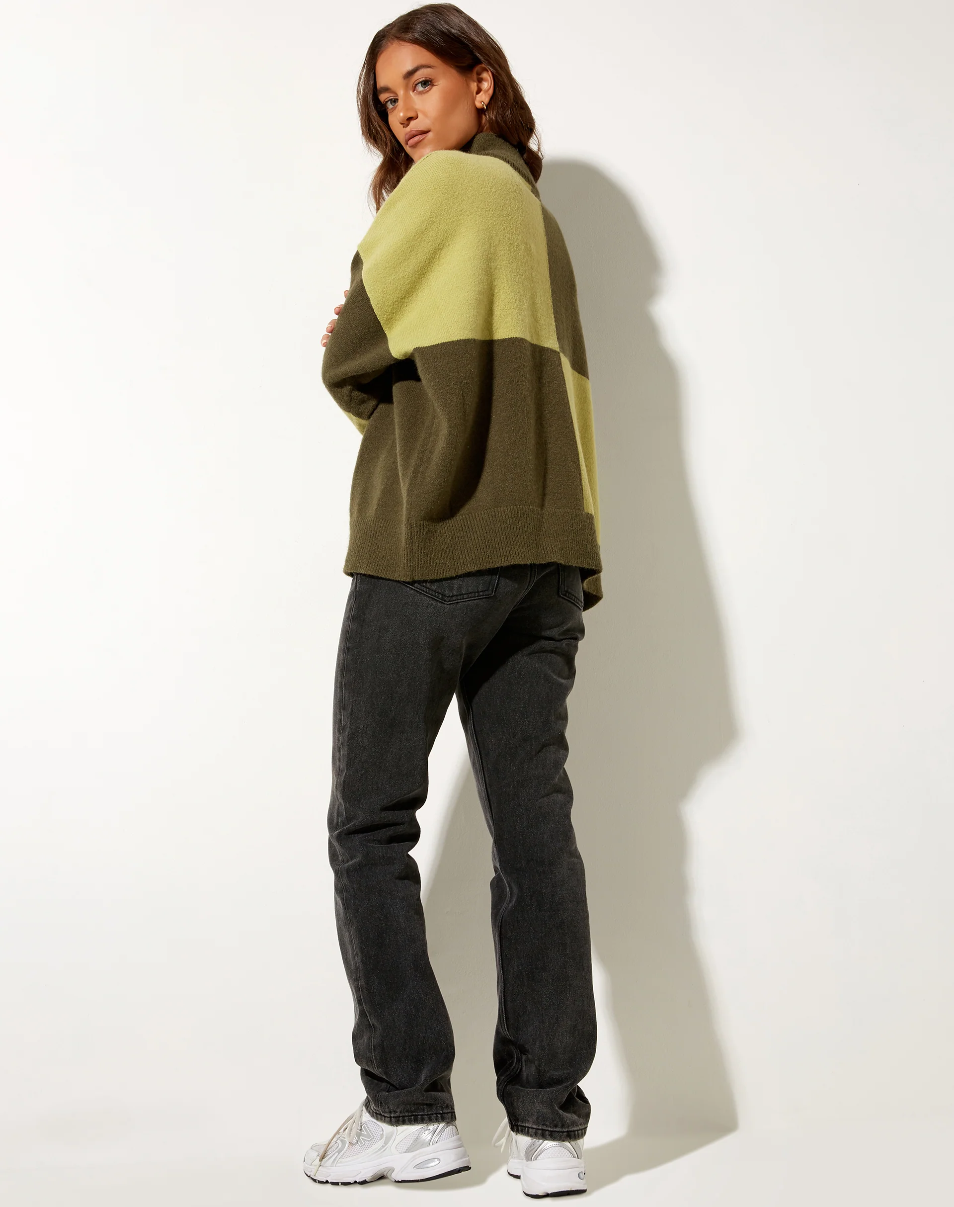 Tusca Sweatshirt in Green - Image 6