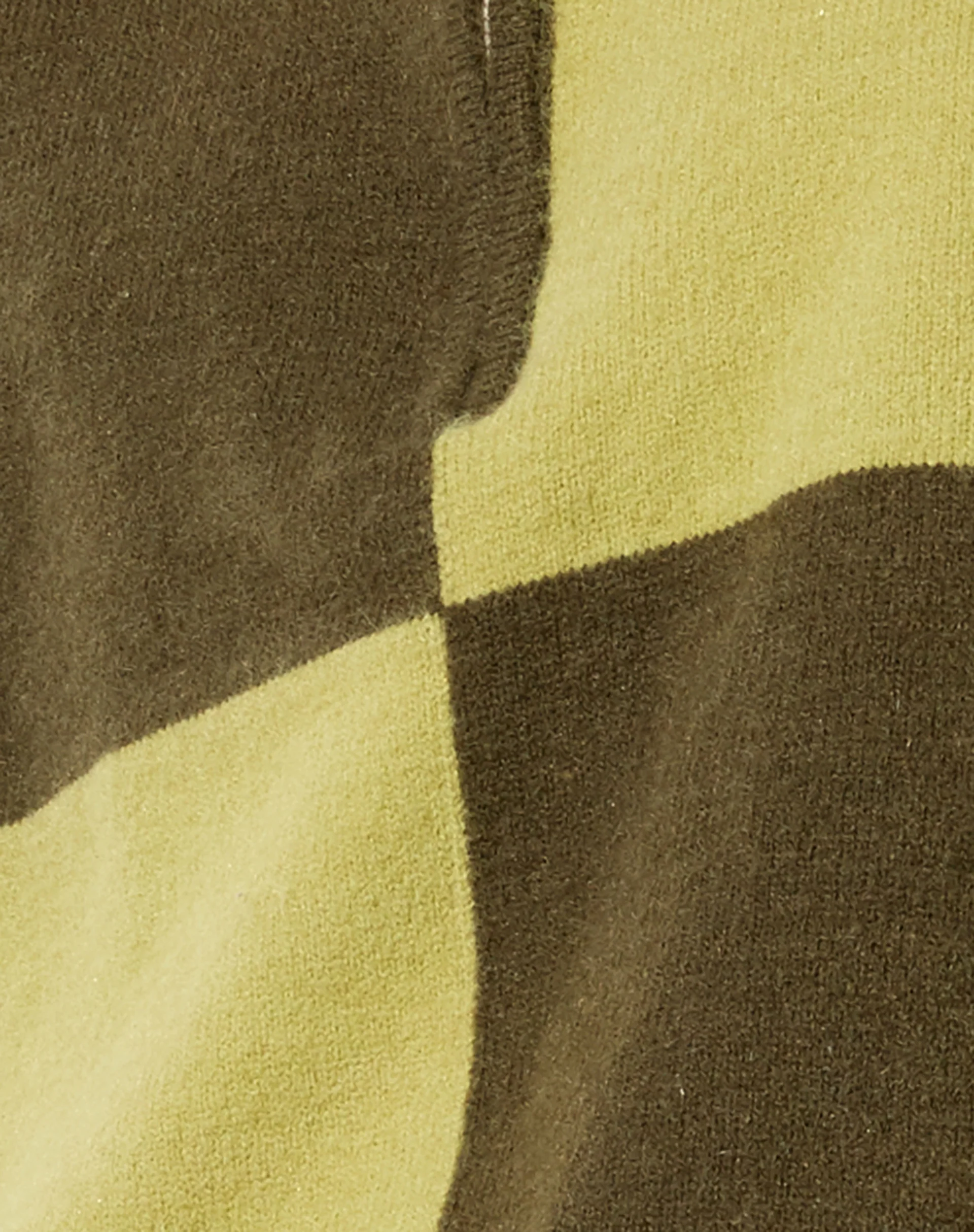 Tusca Sweatshirt in Green - Image 7