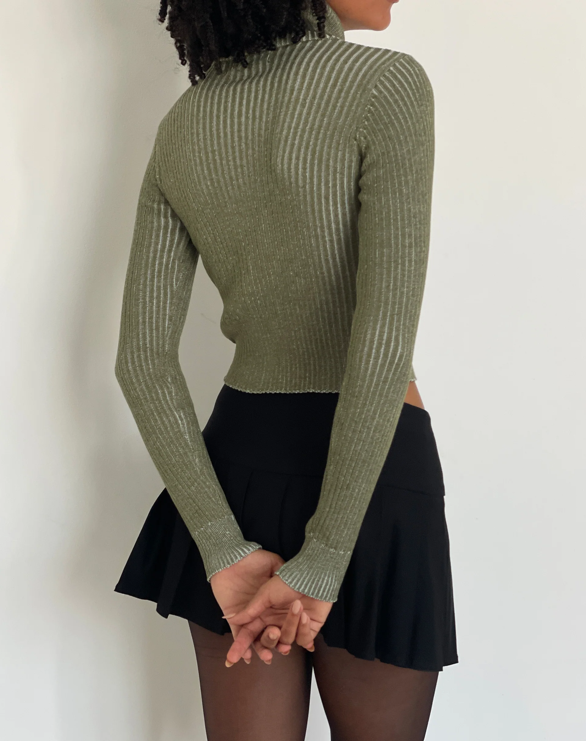 Tuzifa Cropped Jumper in Olive - Image 4