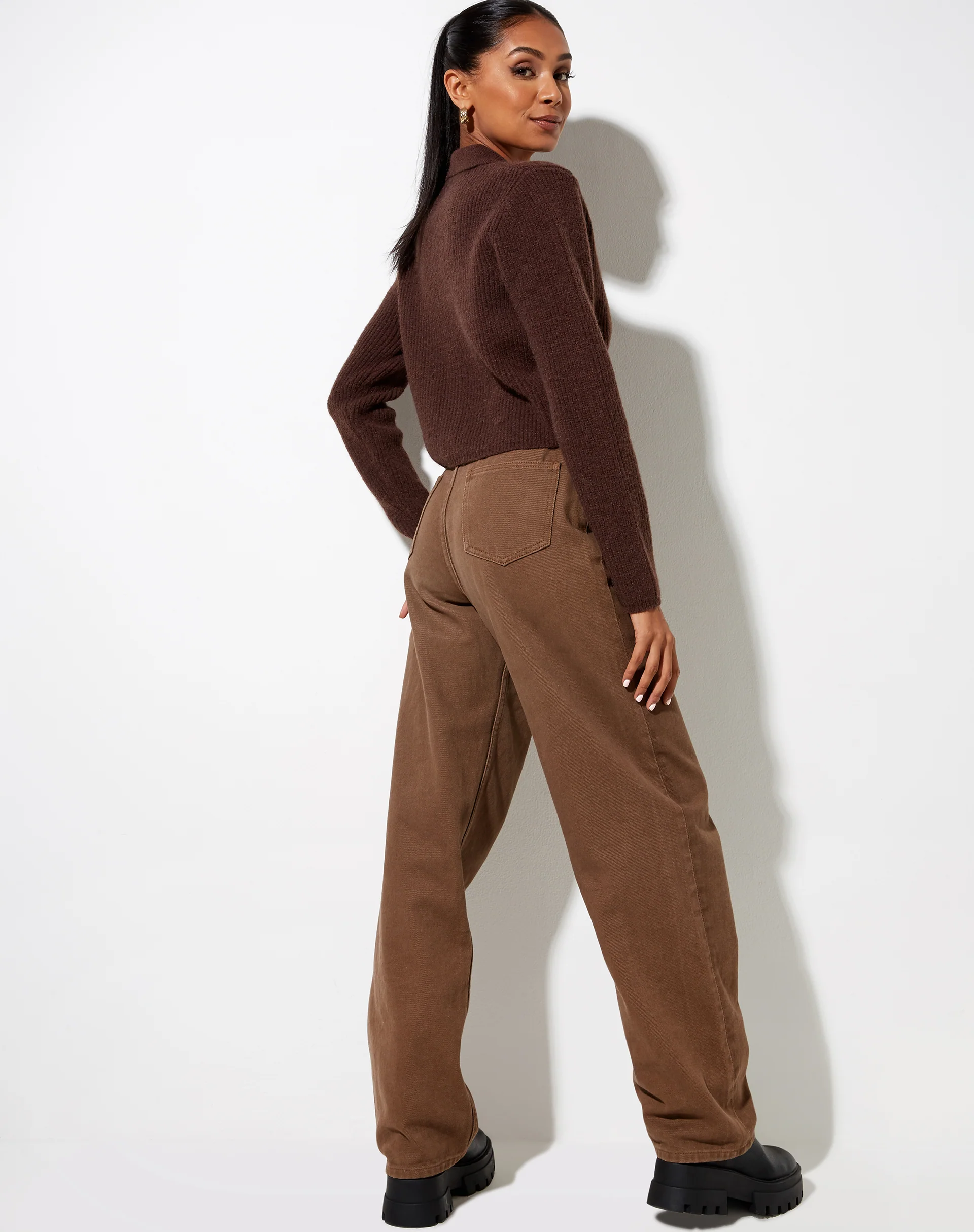 Tuzip Cardi in Knit Choco Brown - Image 4
