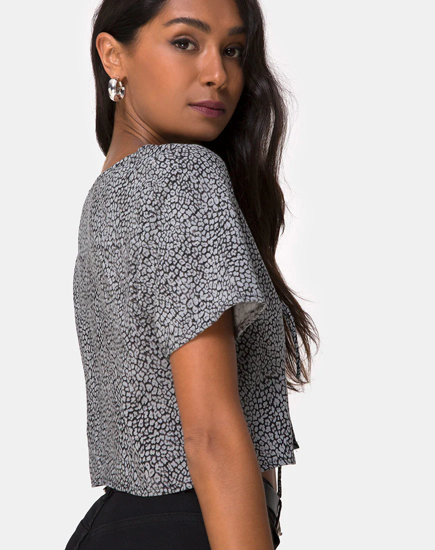 Vaco Blouse in Ditsy Leopard Grey - Image 2