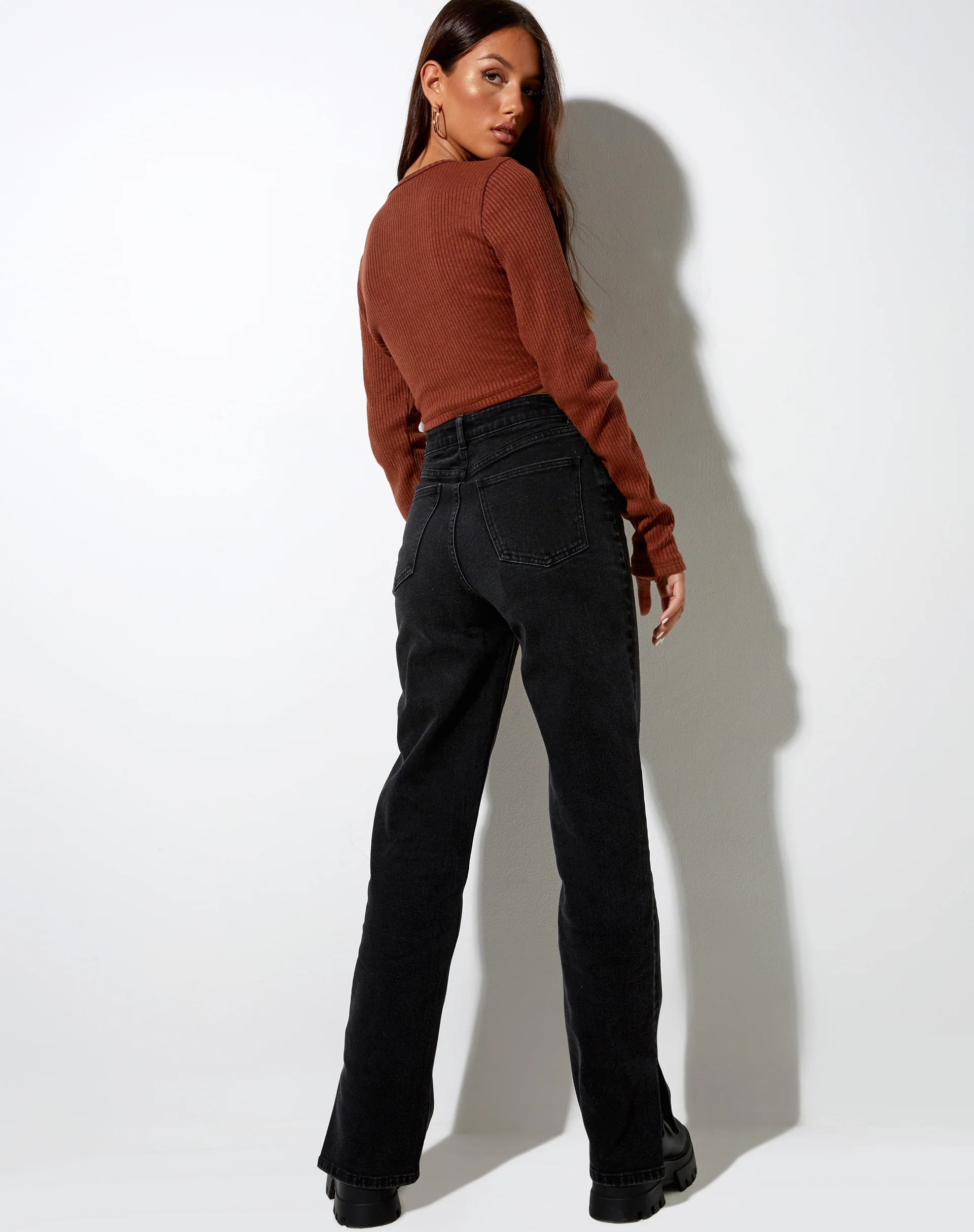 Viney Cardigan in Rib Chocolate - Image 2