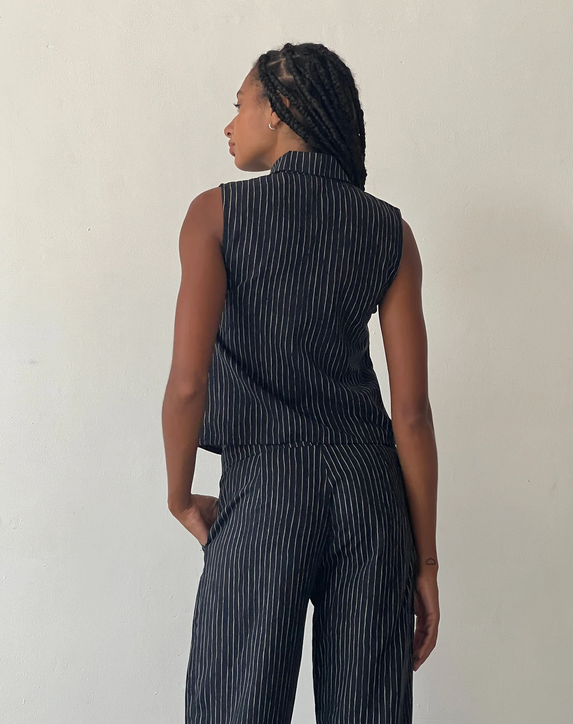 MOTEL X JACQUIE Virago Zip Up Sleeveless Jacket in Sketchy Stripe Black - Image 6