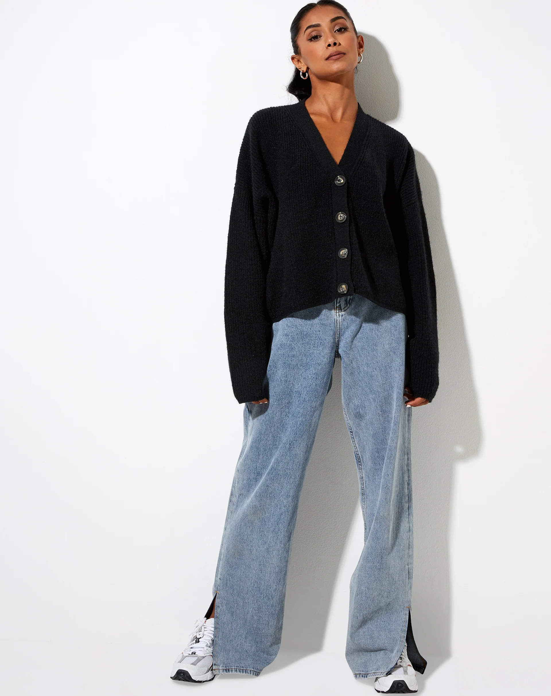 Wallace Cardi in Black - Image 3