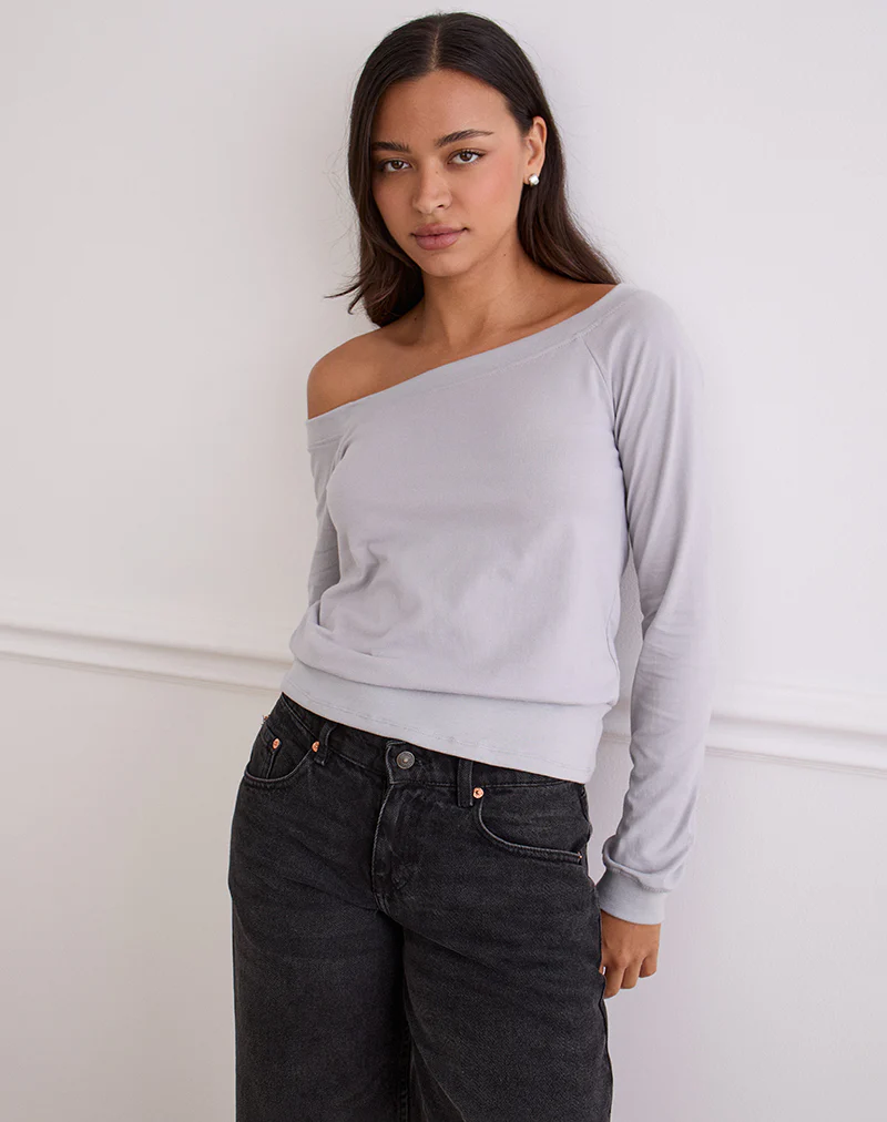 Yacin Slouchy Top in Silver - Image 4