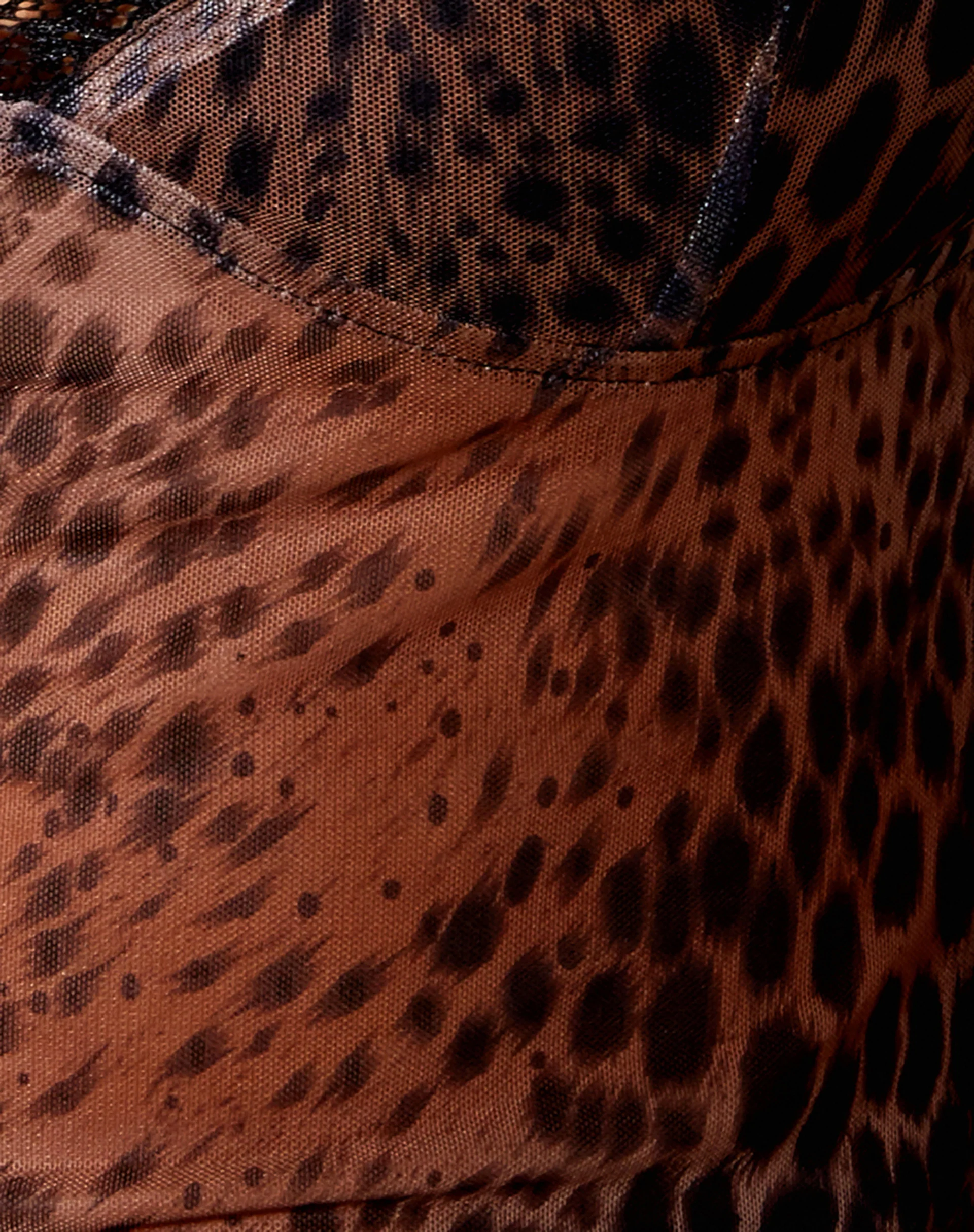 Yenika Crop Top in Gradient Cheetah Brown with Lace - Image 7