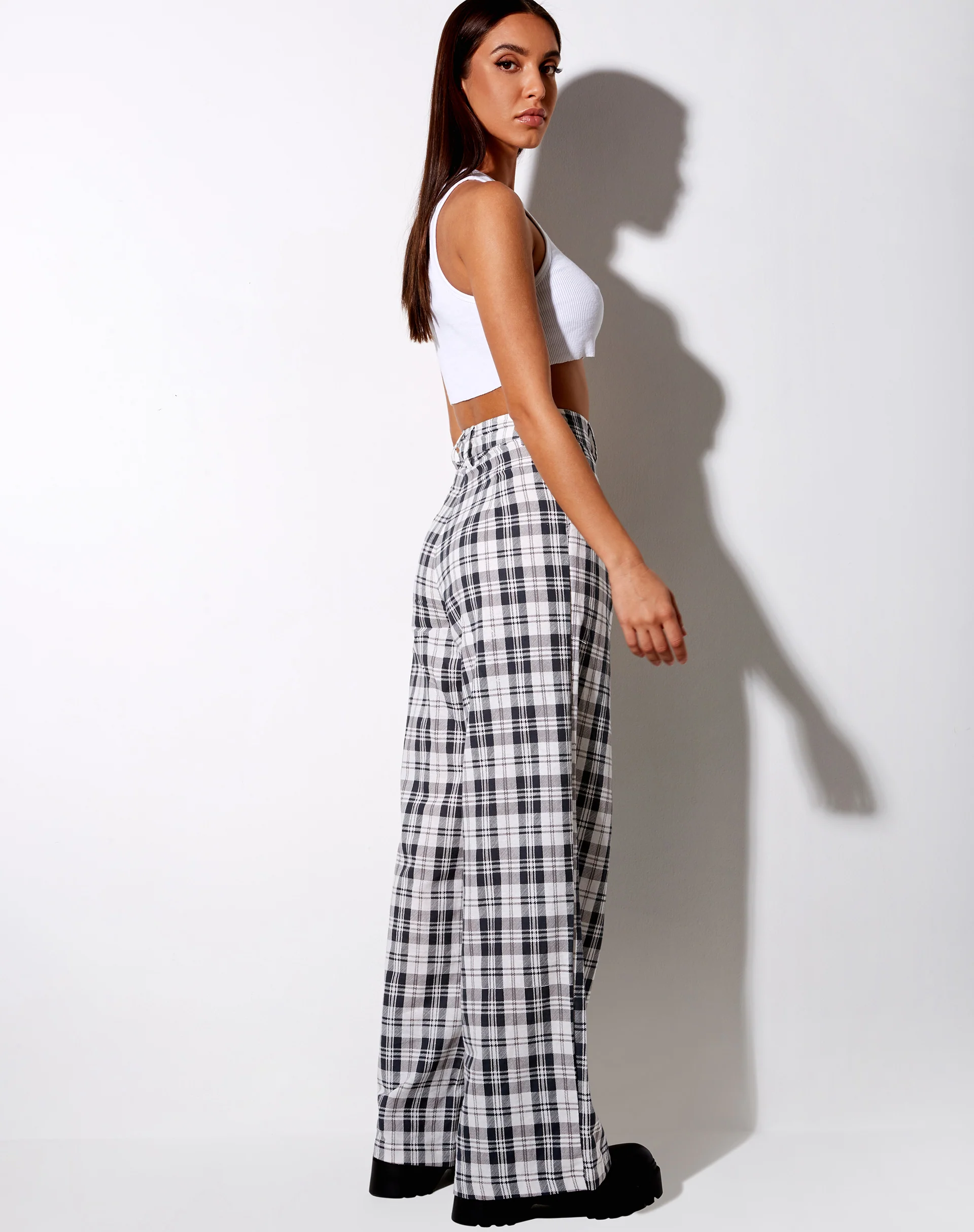 Yeva Trouser in Checking Out Grey - Image 4