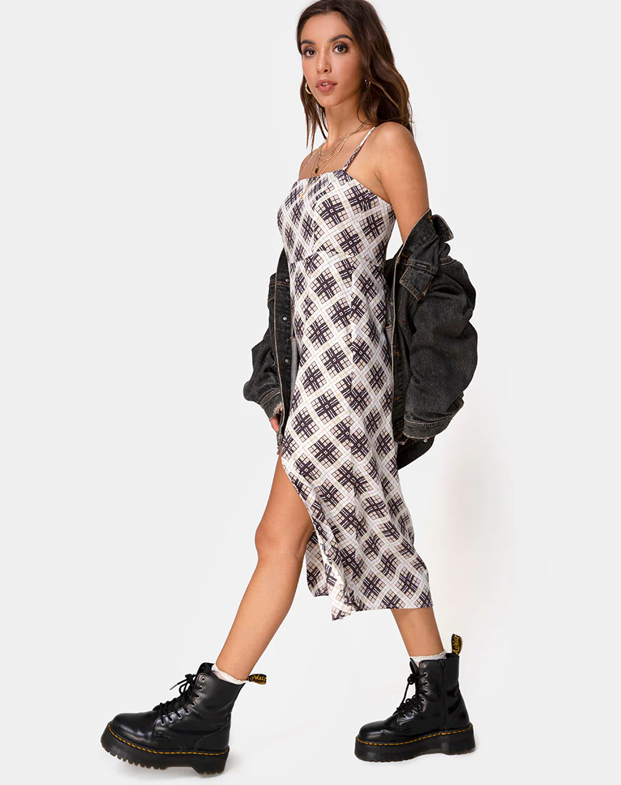 Yosha Midi Dress in Kate Check - Image 4