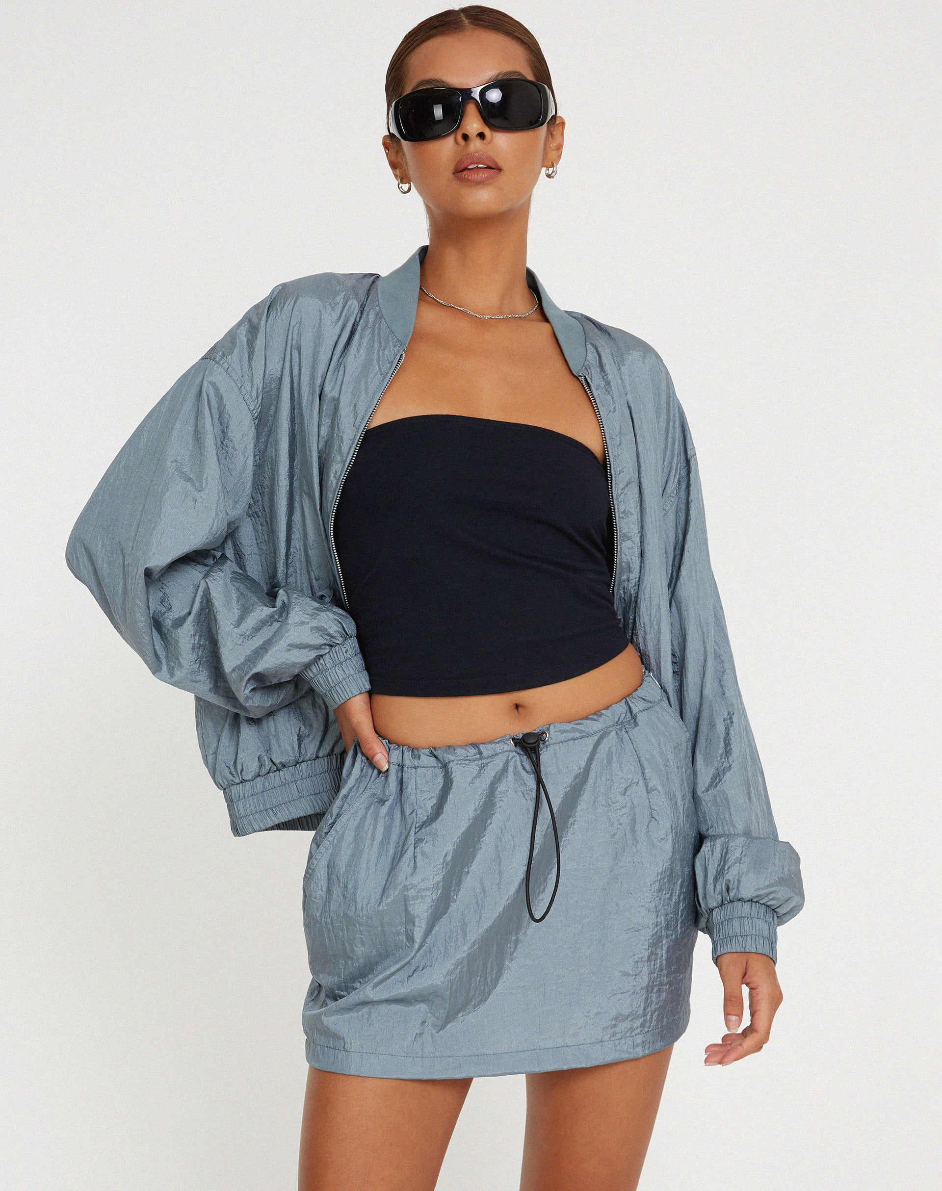 Yuu Shell Jacket in Silver - Image 2
