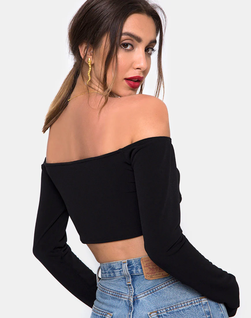 Zalea Off The Shoulder Crop in Black - Image 2