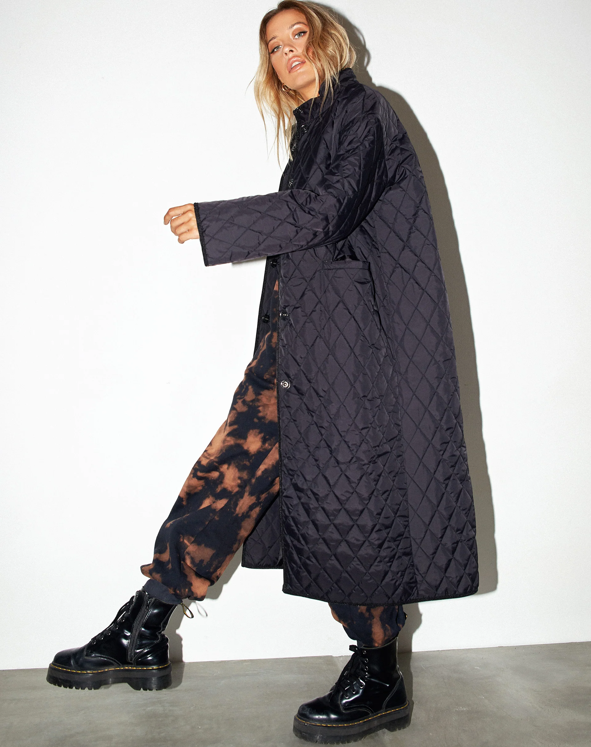 Zaza Coat in Black - Image 3