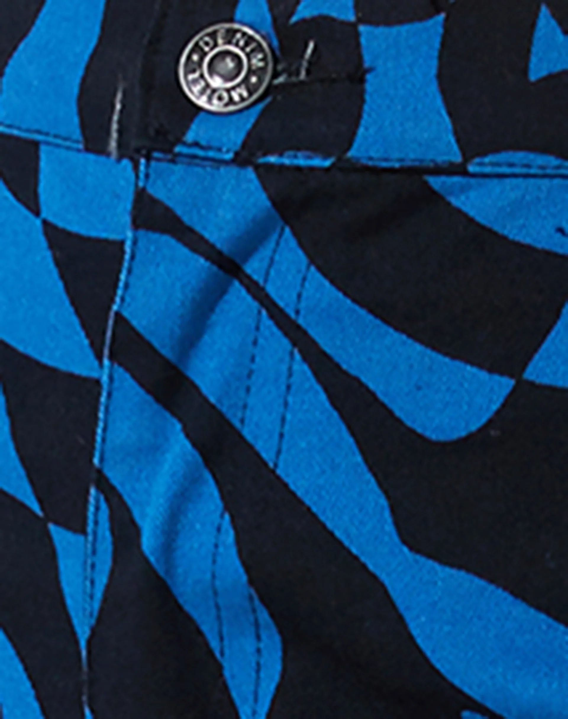 Zoven Trouser in Irregular Optic Blue - Image 7